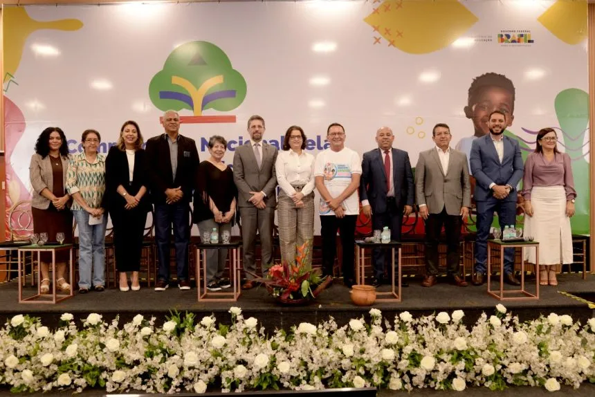 SEMECD participa de evento intermunicipal que discute a equidade na educação  